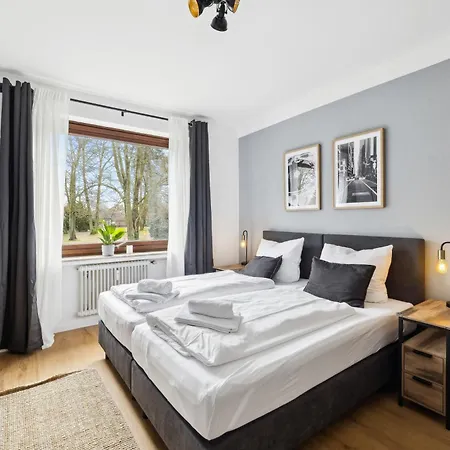 Nasa Homes I Moderne I Zentral I 3 I Balkon Und Aufzug I Neu Renoviert I Smart Tv I Hotelbetten * Бад-Бевензен