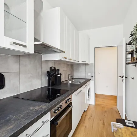 Nasa Homes I Moderne I Zentral I 3 I Balkon Und Aufzug I Neu Renoviert I Smart Tv I Hotelbetten * Bad Bevensen