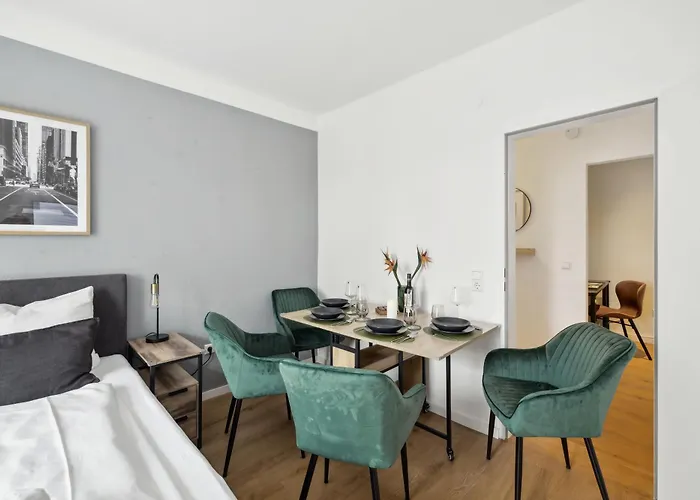 Nasa Homes I Moderne I Zentral I 3 I Balkon Und Aufzug I Neu Renoviert I Smart Tv I Hotelbetten Бад-Бевензен