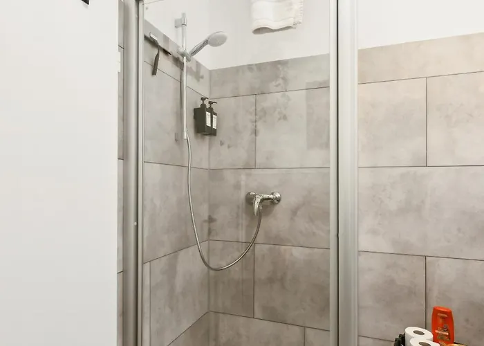 Nasa Homes I Moderne I Zentral I 3 I Balkon Und Aufzug I Neu Renoviert I Smart Tv I Hotelbetten Appartamento *