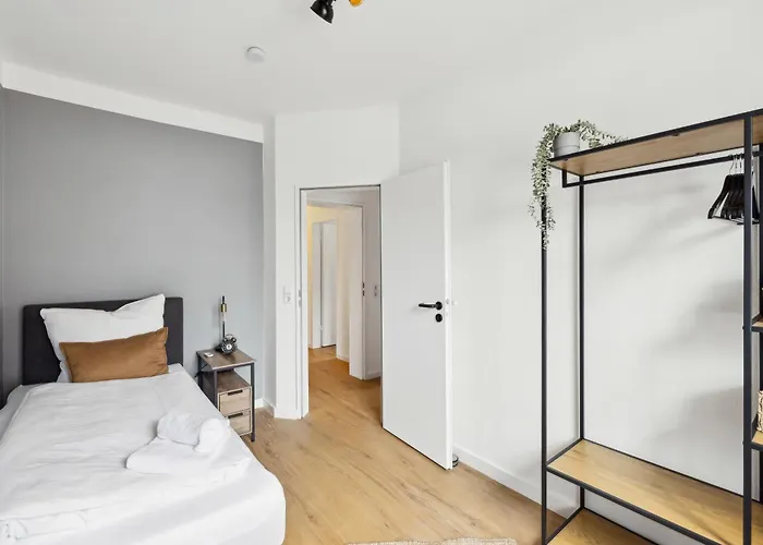 Appartamento Nasa Homes I Moderne I Zentral I 3 I Balkon Und Aufzug I Neu Renoviert I Smart Tv I Hotelbetten *